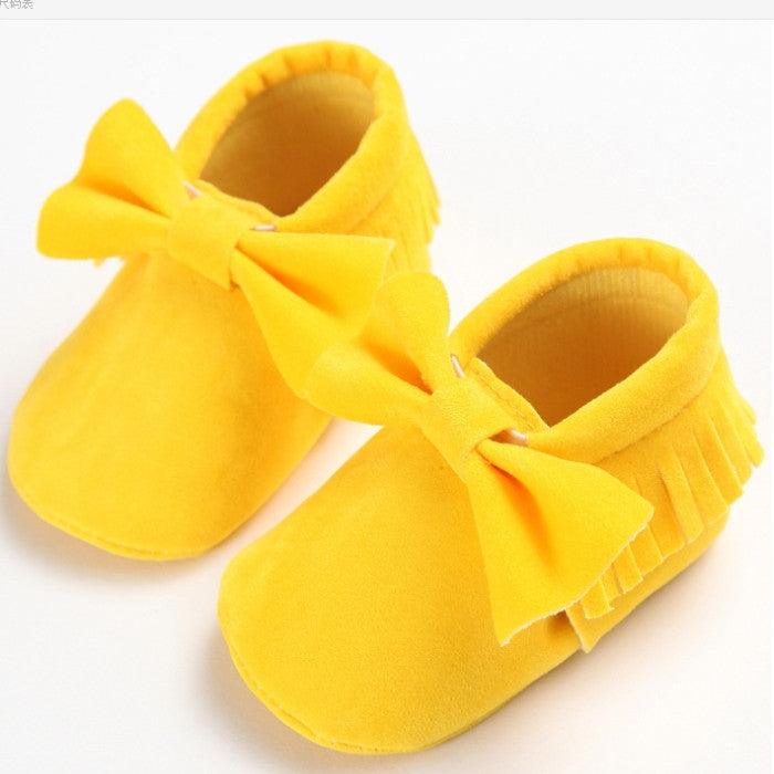 Soft Sole Suede Moccasins for Baby Girls - Non-slip First Walker Shoes with Fringe Decor