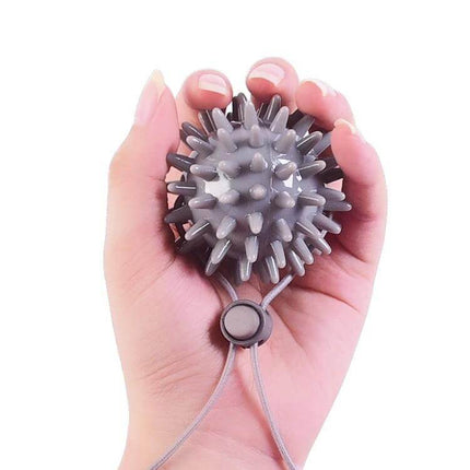 TPR Grip Ball Hand Rehabilitation 6cm Easy Grip Palm Massage in hand, grey spiky TPR ball for grip strengthening and palm massage