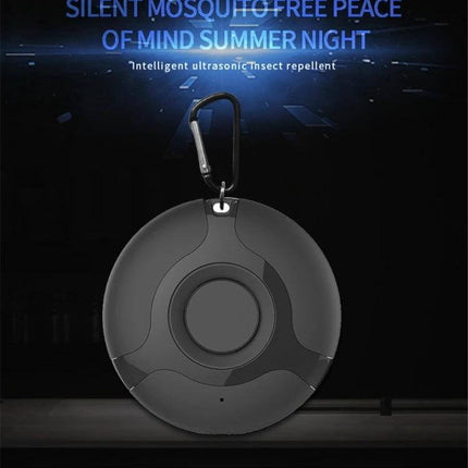 Ultrasonic Mosquito Repellent USB Charging Outdoor Use black round ABS ultrasonic repellent with carabiner for camping and backpacks