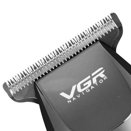 VGR Hair Clipper With 5 Guide Combs For Home Grooming close-up of cutter head, USB rechargeable compact trimmer, water-washable blade