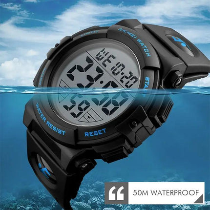 SKMEI Multifunctional Outdoor Sports Wrist Watch for Daily Wear, Size S