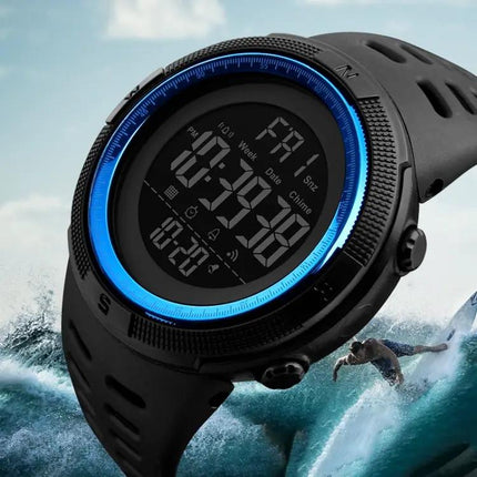 SKMEI Fashionable Men's Outdoor Waterproof Sports Watch