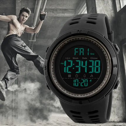 SKMEI Fashionable Men's Outdoor Waterproof Sports Watch