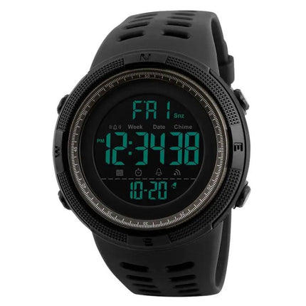 SKMEI Fashionable Men's Outdoor Waterproof Sports Watch