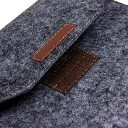 Felt Protective Sleeve for 13-Inch Phones and Laptops