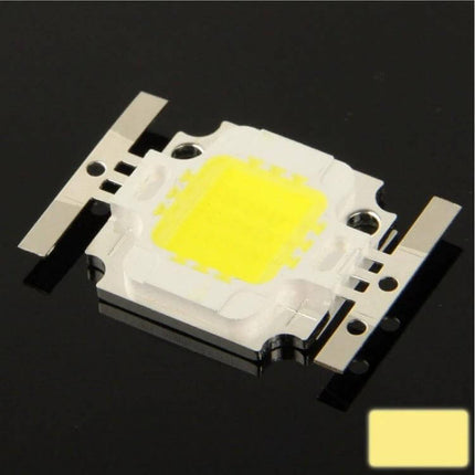 White LED Lamp For Home Lighting, Compact And Easy To Install - close-up of high-power LED chip module, daylight white 6000–6500K, compact low-voltage unit