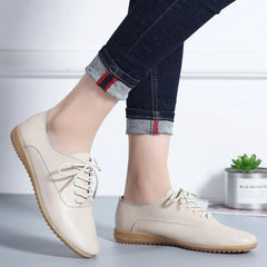 Lightweight Casual Lace-Up Leather Shoes for Women with Flat Bottom