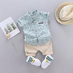 Children's Summer Short Sleeve Two-Piece Outfit with Pandelion Print