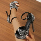Black / 35