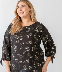 Zenobia Plus Size Floral Round Neck Blouse