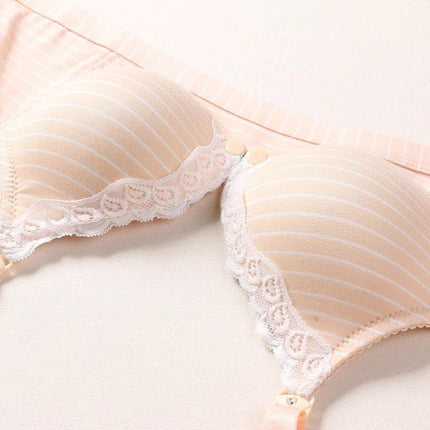 Cotton Front Clasp Nursing Bra For Comfortable Breastfeeding – soft striped cotton bra with lace trim and front clasp for one-handed nursing