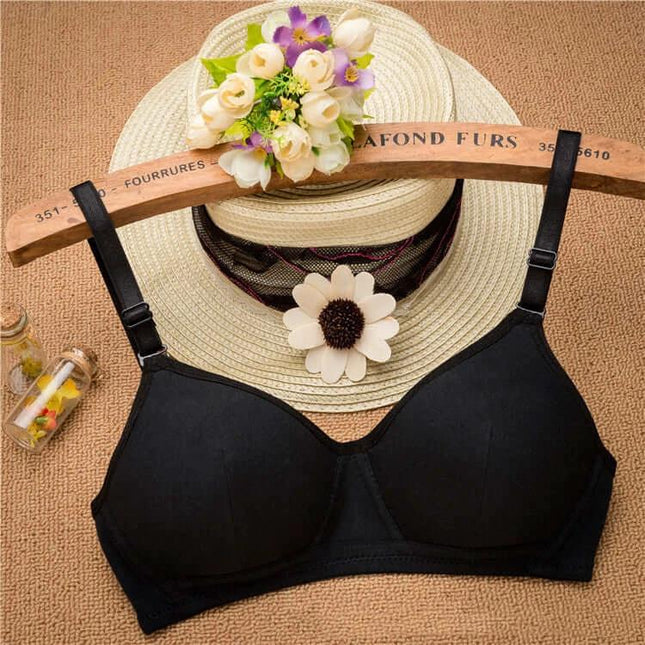 Cotton Wireless Teen Bra For School Everyday Underwear in black cotton wireless teen bra with detachable double shoulder straps and adjustable three-row buckle