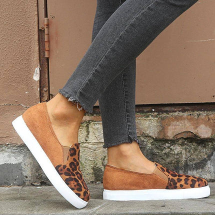 Girls Flat Loafers Leopard Print Slip On Casual Everyday Shoes - leopard print slip-on girls loafers with round toe, flat heel and white rubber sole