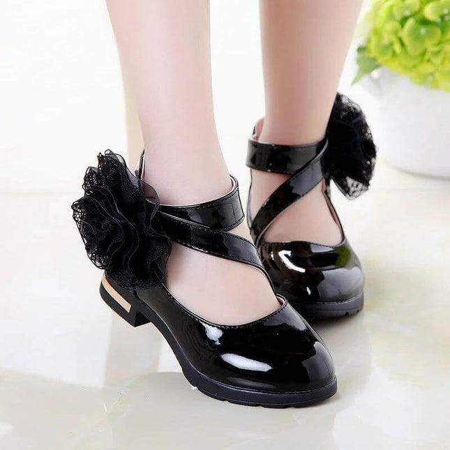 Girls Princess Soft Sole Velcro School Shoes With Flower Detail black patent school shoes with flower and square buckle, PU upper, non-slip sole