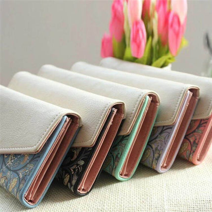 Ladies Floral PU Leather Clutch Wallet For Everyday Use - compact floral PU leather clutch wallet with hasp closure and organized card slots, 19×9.5×2.5 cm