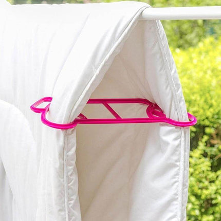Quilt Clips Large For Bedding Drying Anti Skid Plastic pink large PP clip holding white quilt for faster air-drying, 36x17cm lightweight grip