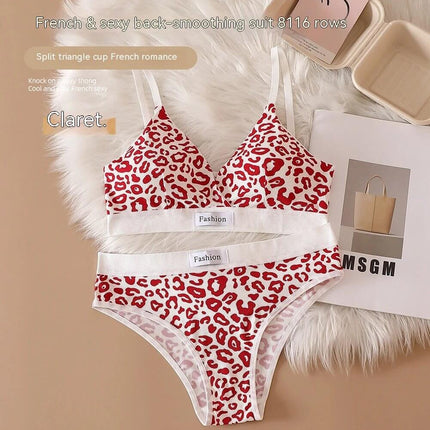 Leopard Print Seamless Wireless Bra Set With Adjustable Straps - red leopard seamless wireless bra and matching panties on faux fur background