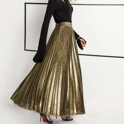 Pleated Skirt Long For Everyday Wear Women Wardrobe Staple in metallic gold pleated maxi skirt styled with black top and heels