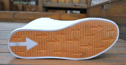 Men's High Top Martin Boots For Casual Winter Wear - outsole view showing rubber sole tread, arrow pattern for grip, suitable for commuting and light outdoor walks