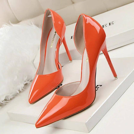 Pointed Stiletto Low Heel Patent Pumps For Women Everyday in glossy orange patent with 10.5 cm stiletto heel, pointed toe and rubber sole for office or evening wear
