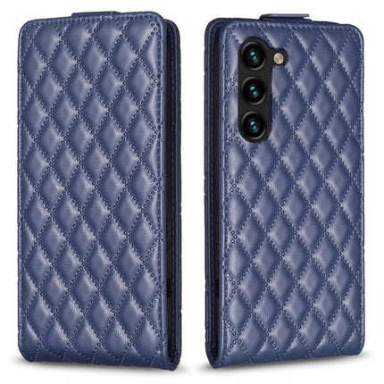 Practical Flip Case for Everyday Smartphone Protection With Durable PU and TPU Build - quilted blue wallet cover with card slots and kickstand