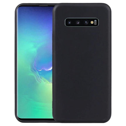 Essential Daily Protection Case For Samsung Galaxy Phones slim black TPU case guards against scratches and impact for everyday use