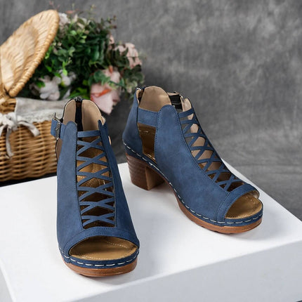 Plus Size Chunky Heel Women's Open Toe Sandals For Everyday Wear - blue synthetic PU open-toe sandal with crisscross cutouts and stable chunky heel
