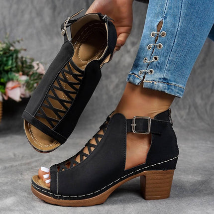 Plus Size Chunky Heel Women's Open Toe Sandals For Everyday Wear black Korean-inspired open-toe sandal with buckle and stacked heel, breathable cutouts