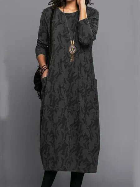 Retro Knitted A Line Mid Length Dress With Geometric Pattern in dark gray/black, A-line knitted polyester dress with pockets and long sleeves for casual office or weekend wear