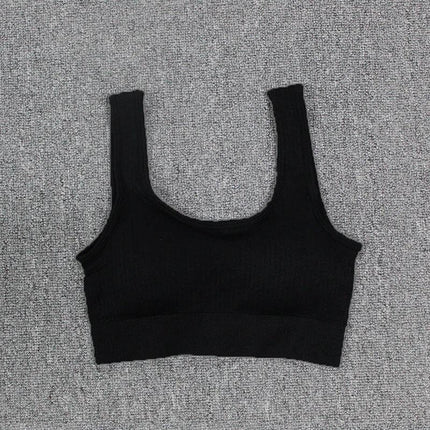 Seamless Sports Bra For Women Comfortable Gym And Yoga Top - glossy full cup black seamless bra with double shoulder straps and five-row clasp