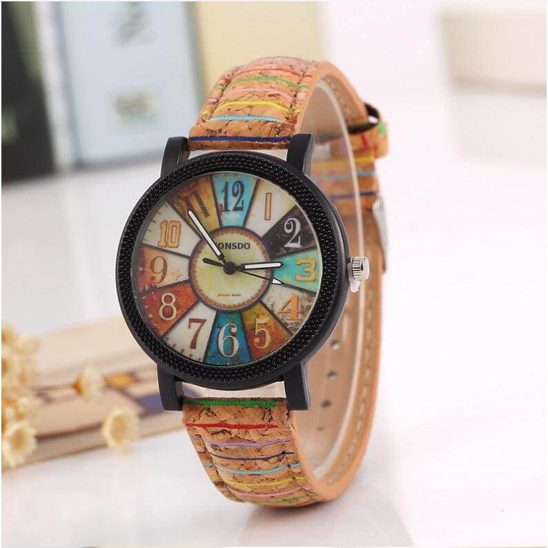 Vintage-Inspired Leather Quartz Wristwatch for Women Elegance