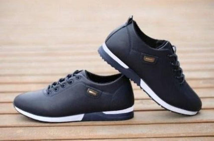 Waterproof Tooling Sneakers With PU Upper For Everyday Work - black low-top work shoes with slip-resistant sole for mechanics and warehouse staff