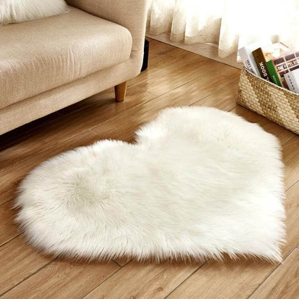 Love Heart Rugs 50x60cm Soft Faux Fur Floor Mat For Living Room - white heart-shaped plush rug for living room or draped decor, 50x60cm