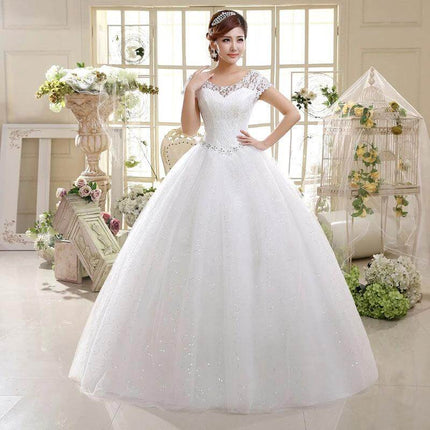 Wedding Dress With Lace Shoulder, Slim Fit for Brides in princess skirt with mid-waist cut and delicate lace shoulders