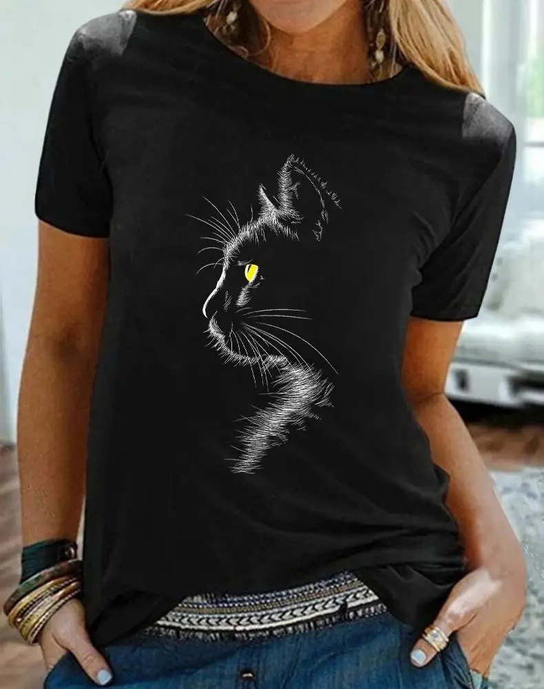 Casual Loose Round Neck Short Sleeve Hoodie for Everyday Comfort 1 Black T-Shirt With A Graphic Design Of A Cat'S Profile Featuring A Yellow Eye.