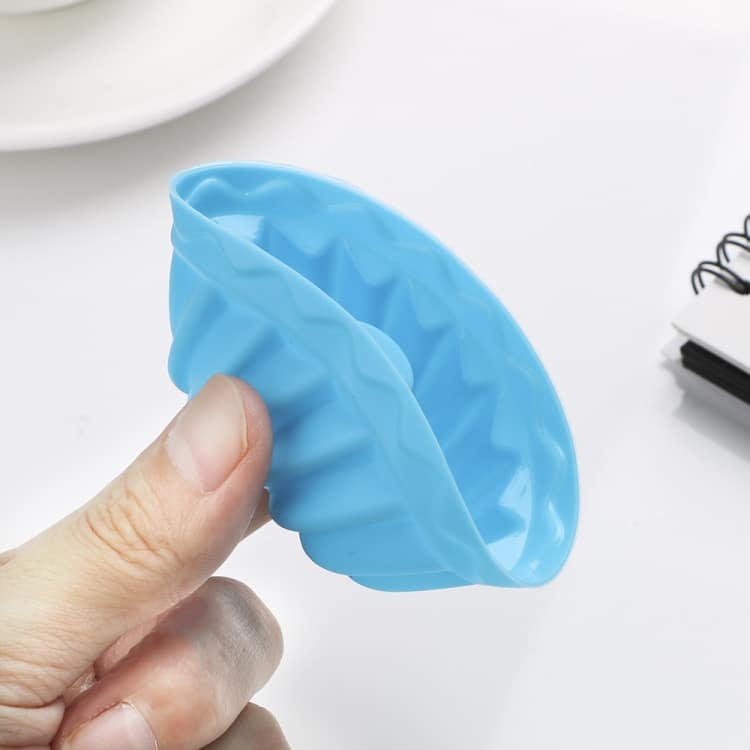 12pcs Thread Silicone Baking Jelly Mould Cupcake Donut Mold Set 4 12Pcs Thread Silicone Baking Jelly Mould Cupcake Donut Mold Set - Image 4