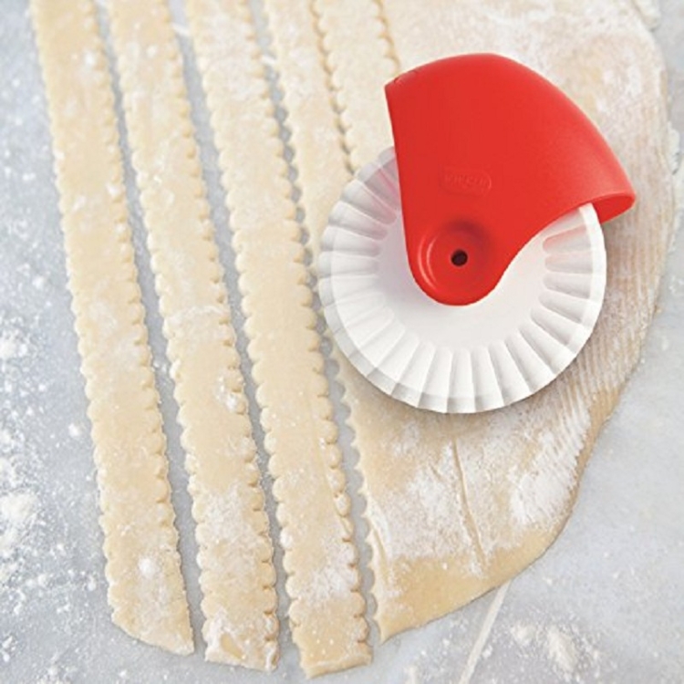 Creative Kitchen Noodle Cutter Knife - Pasta & Dough Hemming Wheel Tool 4 Creative Kitchen Noodle Cutter Knife - Pasta &Amp; Dough Hemming Wheel Tool - Image 4