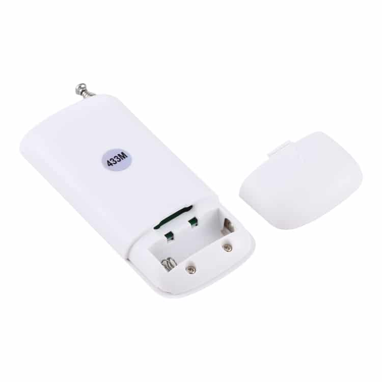 Home Upgrade: AK-DL220 220V Remote Control Socket - Wirelessly Operated, Smart Tech 6 White Wireless Remote Control Device With A Removable Cover And Battery Compartment.