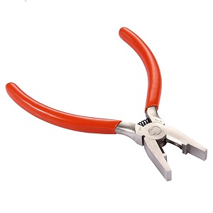 Heavy-duty wire cutting pliers with red ergonomic handles, ideal for electrical and DIY projects. Durable steel construction for precise cutting and crimping. Perfect for professional electricians and craftsmen.