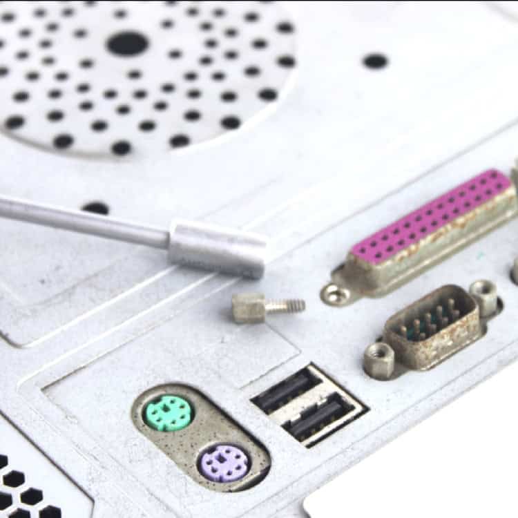 WLXY Precision 7mm Socket Head Screwdriver – Ultimate Tool for Precision Work 6 Ancient Computer Port And Connectors On Vintage Electronic Device, Close-Up Of Hardware Interface For Data Transfer And Communication, Retro Technology Components, And Electronic Circuit Details.