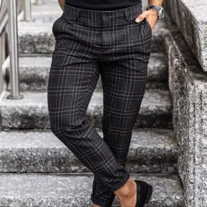 Plaid men's casual pants with tailored fit, perfect for stylish everyday wear and urban fashion.