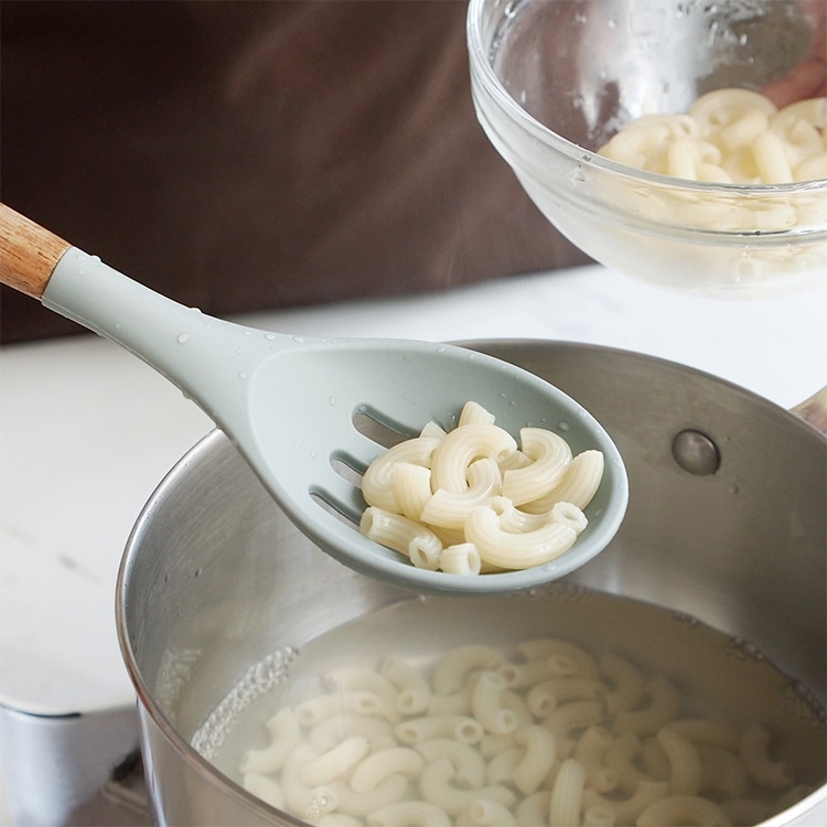 13-in-1 Silicone Wood Handle Cooking Cutlery Set with Small Container 10 13-In-1 Silicone Wood Handle Cooking Cutlery Set With Small Container - Image 10