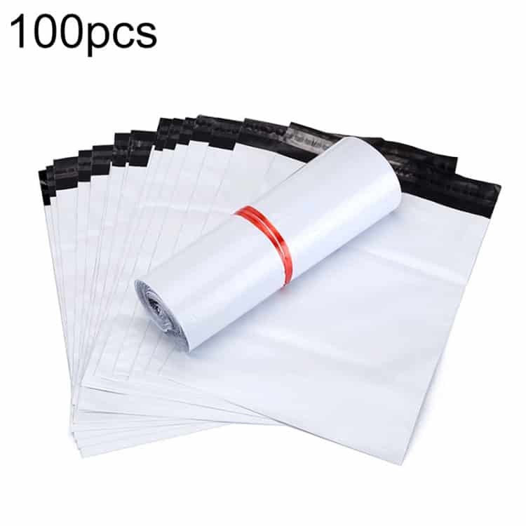 Air Cushion Packaging Bags 14x22cm (100pcs) - Protective Mailing Solution 1 Plastic Packaging Bags With Roll And Ziplock, Wholesale Poly Mailers For Shipping And Storage, Durable And Resealable Mailing Bags For E-Commerce Businesses, On White Background.
