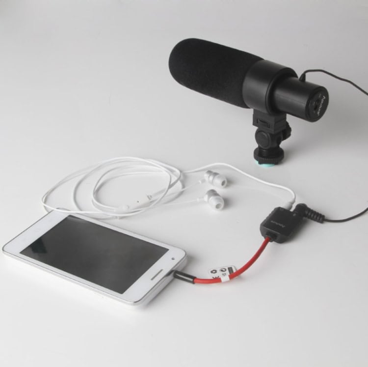 Aputure 3.5mm Y Splitter Cable: Male to 2 Female Headset Mic • Stereo Sound 5 Microphone Connected To Smartphone For Audio Recording And Podcasting.
