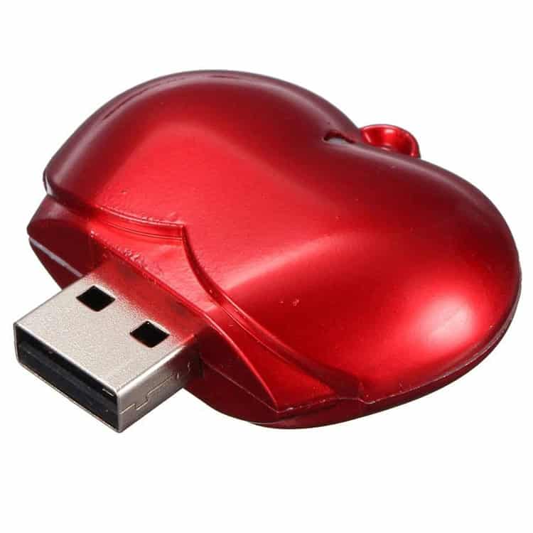 8GB Heart Style USB Flash Disk in Red - Carry Your Data in Style! 4 Heart-Shaped Usb Flash Drive, Red Plastic Portable Storage Device, Heart Design, Data Storage, Komputer Accessory, Sentimental Gift, Digital Memory Card, Portable Usb Drive, Unique Data Transfer Device, Valentine’s Themed Tech Gift, Modern Computer Accessory, Stylish Usb Stick Relevance.