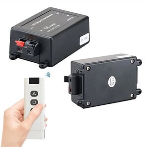 Wireless RFID reader and antenna system for inventory management and asset tracking.