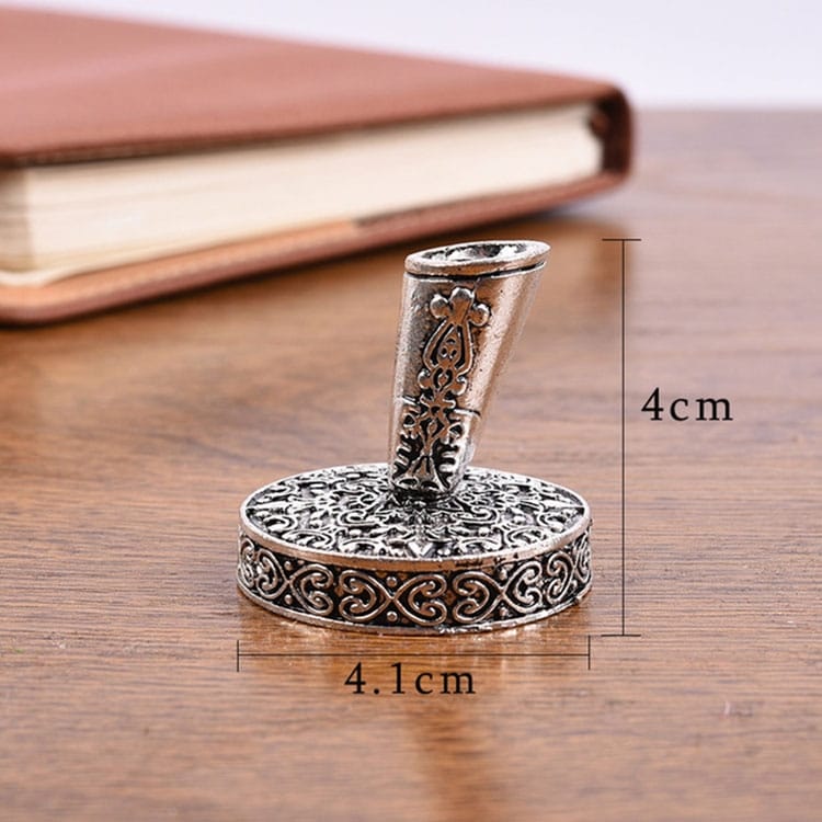 Vintage Feather Pen Holder - Metal Round Stand for Elegant Writing Instruments 3 Vintage Feather Pen Holder - Metal Round Stand For Elegant Writing Instruments - Image 3