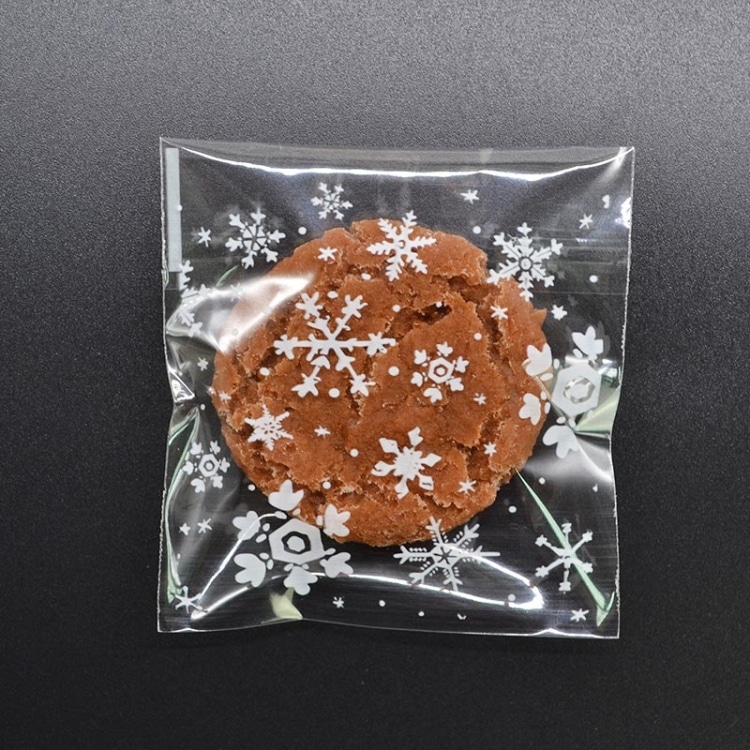 Snowflake Christmas Candy Cookie Snack Bag - Festive Self-adhesive Gift Pack 2 Snowflake Christmas Candy Cookie Snack Bag - Festive Self-Adhesive Gift Pack - Image 2