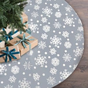 Snowflake Tree Skirt - Festive Christmas Tree Decoration & Accessories