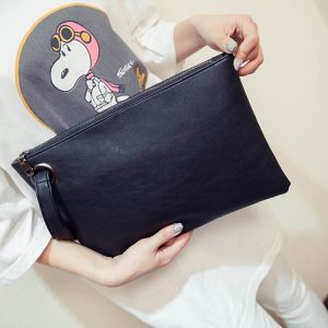 Chic Retro Envelope Clutch Bag: Fashionable & Spacious Zippered Ladies Handbag